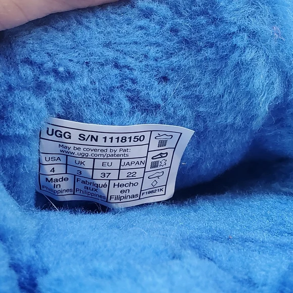 UGG - Picture 8 of 16